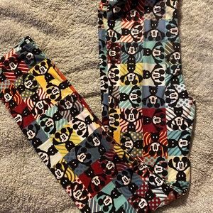 LuLaRoe Leggings Kids L/XL (Disney)